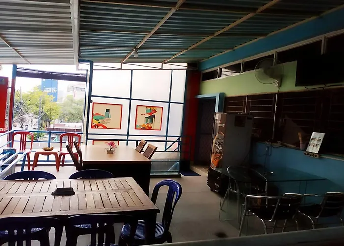 Hotel O Balcon Biru Jakarta